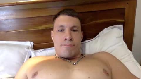 Snapshot of capt_oliver chatting on December 2024 08:58:02 PM follow my twitter online show from December 2024 08:58:02 PM