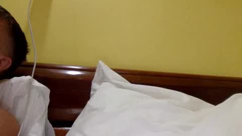 Snapshot of capt_oliver chatting on January 2025 06:10:02 PM follow my twitter online show from January 2025 06:10:02 PM