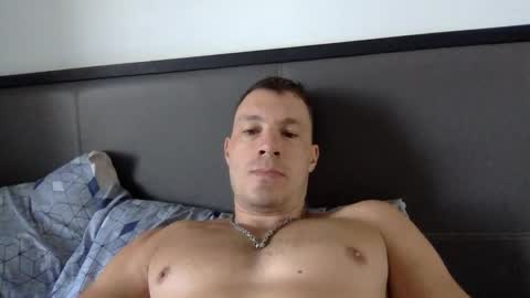 Snapshot of capt_oliver chatting on March 2025 05:24:02 AM follow my twitter online show from March 2025 05:24:02 AM