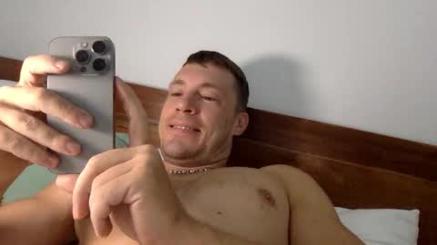 Snapshot of capt_oliver chatting on September 2025 05:02:02 AM follow my twitter online show from September 2025 05:02:02 AM