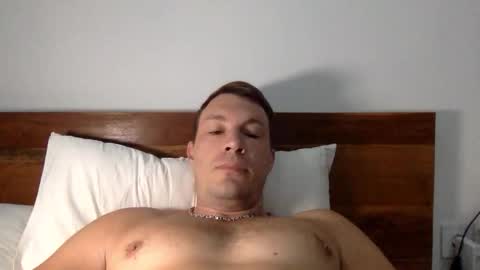 Snapshot of capt_oliver chatting on October 2025 04:01:02 AM follow my twitter online show from October 2025 04:01:02 AM