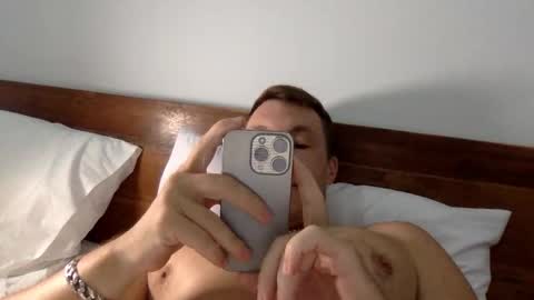 Snapshot of capt_oliver chatting on October 2025 05:29:02 AM follow my twitter online show from October 2025 05:29:02 AM