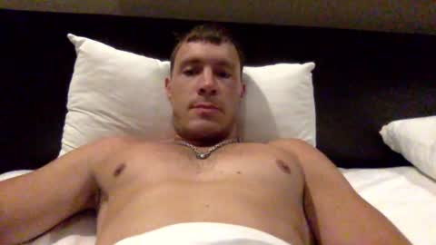 Snapshot of capt_oliver chatting on November 2025 04:42:01 PM follow my twitter online show from November 2025 04:42:01 PM