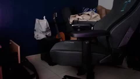 Snapshot of captain_fatcock chatting on March 2025 05:07:01 AM captain_fatcock online show from March 2025 05:07:01 AM