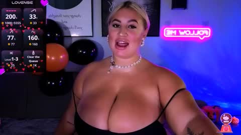 Snapshot of cara__harris chatting on October 2025 11:47:01 AM . . online show from October 2025 11:47:01 AM