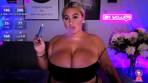 Snapshot of cara__harris chatting on November 2025 06:31:01 PM . . online show from November 2025 06:31:01 PM