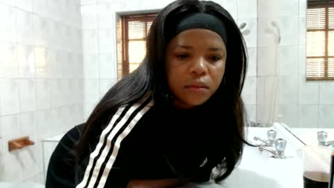 Snapshot of caramelbbe chatting on June 2026 08:09:02 AM fifi online show from June 2026 08:09:02 AM