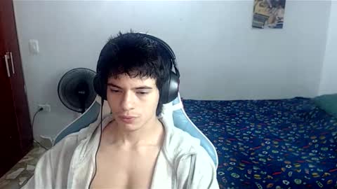 carapalida9008 online show from November 2025 12:07:01 PM