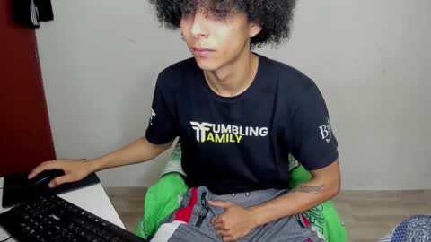 Carlos and Cristian  online show from November 2025 05:13:02 AM