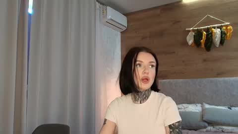 caressyourself online show from February 2025 07:58:02 AM