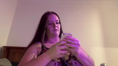 carinabro10 online show from May 2026 10:12:02 AM