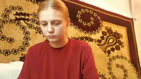 Snapshot of carissaalderson chatting on June 2026 03:51:02 AM Kira online show from June 2026 03:51:02 AM