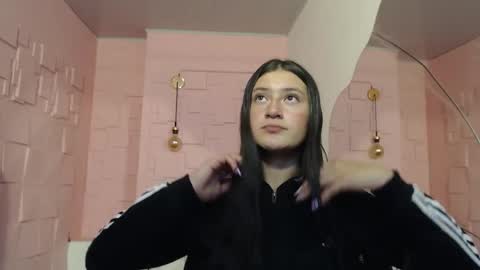 Snapshot of caritoluna_ chatting on November 2025 03:37:02 AM Carito online show from November 2025 03:37:02 AM