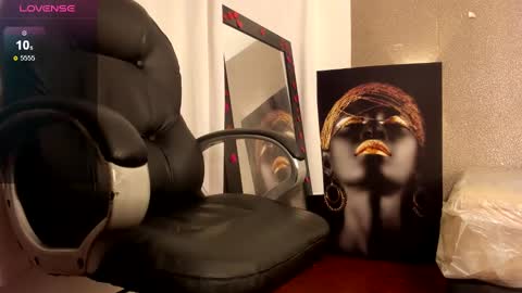 Snapshot of carla_and_robert chatting on January 2025 06:03:02 AM carla and robert online show from January 2025 06:03:02 AM