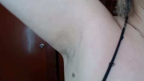 Carla online show from December 2025 12:54:01 PM