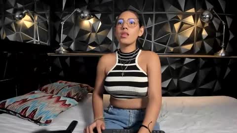 carlamarrinson online show from March 2026 04:18:02 AM