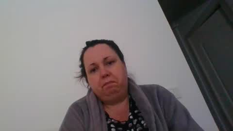 Snapshot of carlaruth chatting on November 2025 05:02:01 PM Carlaruth online show from November 2025 05:02:01 PM