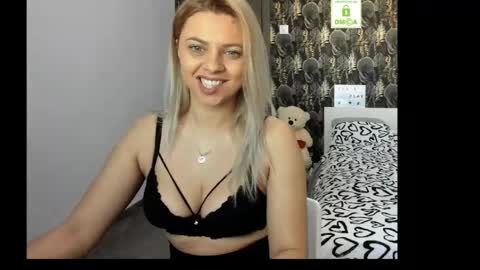 Snapshot of carlastacefun chatting on April 2026 05:49:02 AM CarlaStaceFun online show from April 2026 05:49:02 AM