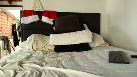 sebasfit online show from December 2024 08:12:02 PM