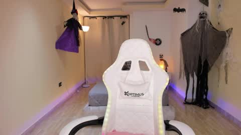 Snapshot of carleewinter chatting on October 2025 02:23:02 AM Alejandra online show from October 2025 02:23:02 AM