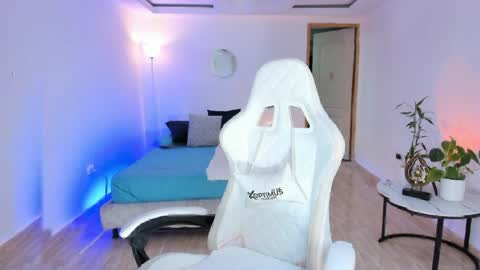 Alejandra online show from April 2026 12:19:01 AM