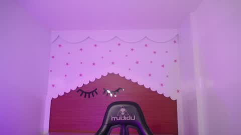 CARLYE   online show from September 2025 02:57:01 AM