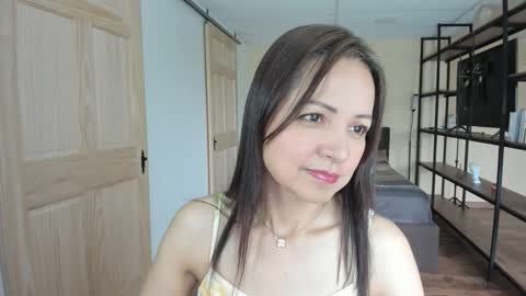 Snapshot of carlin1511 chatting on September 2025 06:33:01 PM carlin1511 online show from September 2025 06:33:01 PM