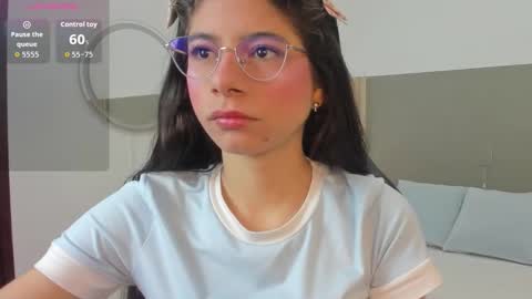 C A R L I N A online show from February 2026 12:31:01 PM