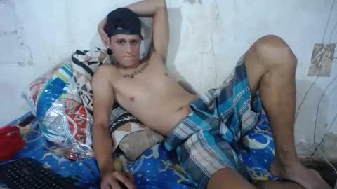 carlos_steven online show from March 2026 10:42:01 PM