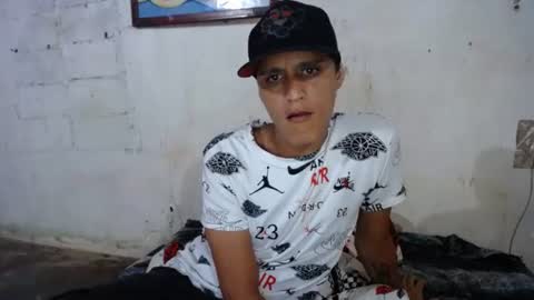 carlos_steven online show from April 2026 05:50:02 PM