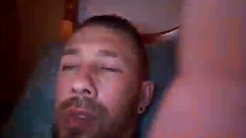 carloscadiz11 online show from October 2025 11:46:02 PM