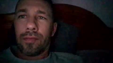 carloscadiz11 online show from October 2025 11:05:01 PM