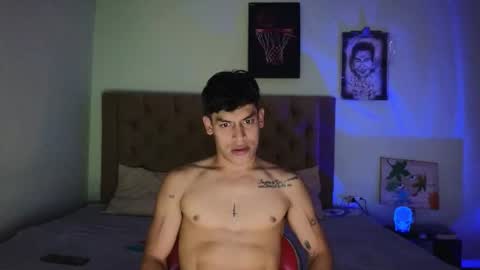 carloshero69 online show from November 2025 09:25:02 PM