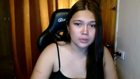 Carla online show from October 2025 10:38:02 AM