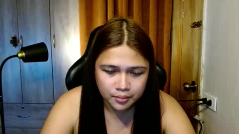 Carla online show from November 2025 12:11:01 AM