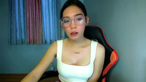 Snapshot of carmelasexmachinex chatting on February 2025 04:21:01 AM carmela online show from February 2025 04:21:01 AM