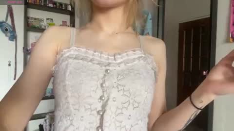 Elina online show from July 2026 07:23:02 AM