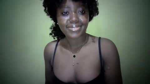 Snapshot of carmennalgona chatting on November 2025 08:43:02 PM carmennalgona online show from November 2025 08:43:02 PM