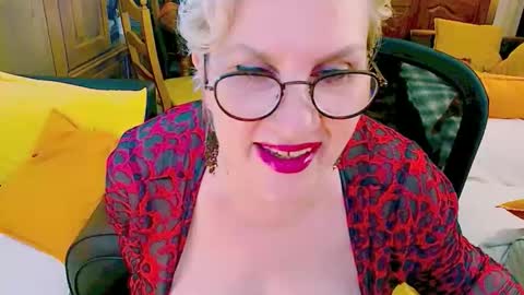 Carmen online show from May 2026 07:58:01 AM