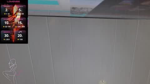 Snapshot of carolaine69_ chatting on November 2025 01:32:02 PM Caroline online show from November 2025 01:32:02 PM