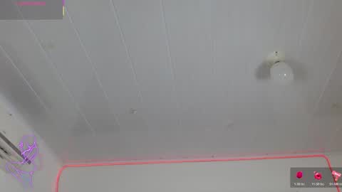 Snapshot of carolaine69_ chatting on June 2026 01:36:01 PM Caroline online show from June 2026 01:36:01 PM