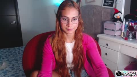 Snapshot of carolayn12 chatting on February 2025 12:25:02 AM Carolayn online show from February 2025 12:25:02 AM