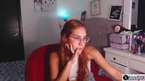 Snapshot of carolayn12 chatting on February 2025 03:31:02 AM Carolayn online show from February 2025 03:31:02 AM