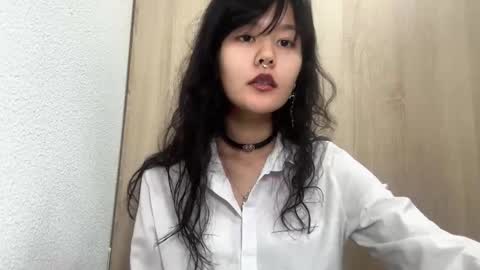 Snapshot of carolfreer chatting on November 2025 01:20:01 PM Kim online show from November 2025 01:20:01 PM