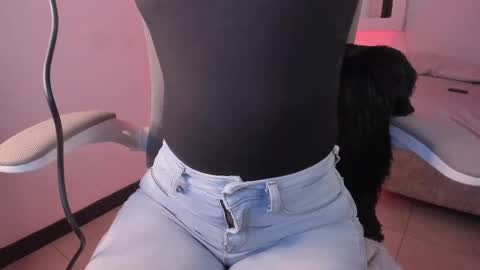 Caroline online show from September 2025 02:39:02 PM