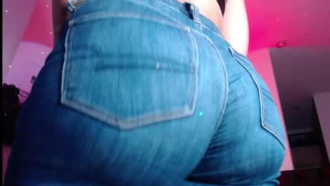 Snapshot of carolina_blue_ chatting on May 2026 11:54:01 PM Soft Carolina online show from May 2026 11:54:01 PM