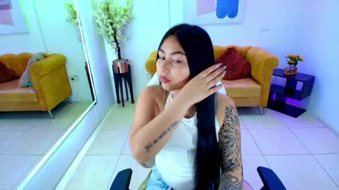 CAROLINA.  online show from April 2026 12:33:01 PM