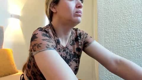 Carolina online show from March 2026 12:23:01 PM