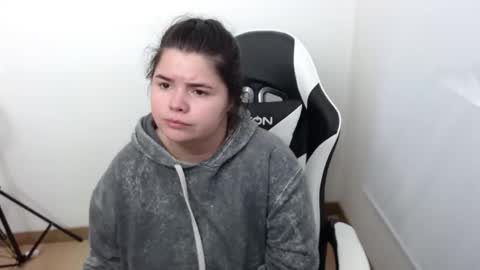 carolina online show from April 2026 05:08:01 AM