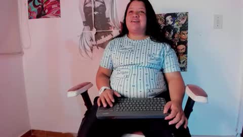 Angie Carolina online show from February 2026 07:10:01 PM